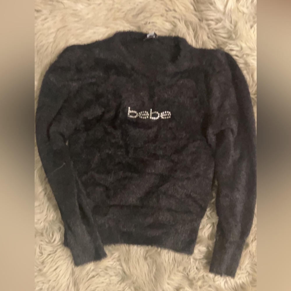 COPY - Fuzzy sweater